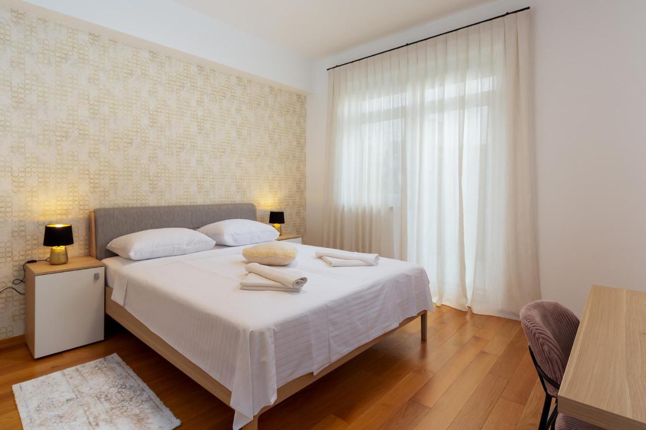 Stylish Apartment Mediterraneo Porec Exterior photo